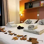 Aparthotel Privilodges Centre Gare Toulon