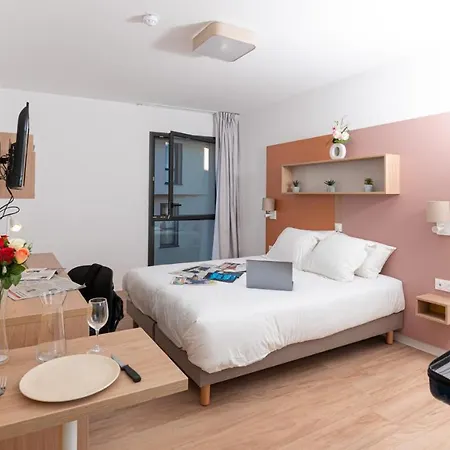 Privilodges Centre Gare 3* Тулон