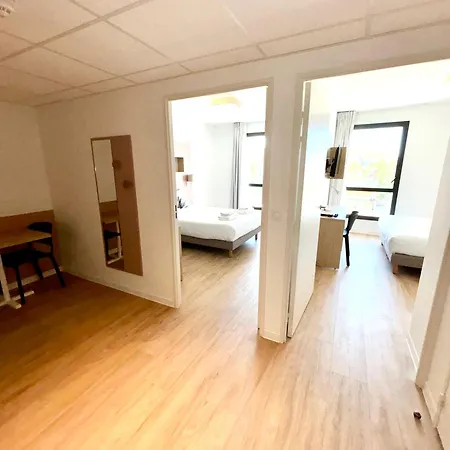 Privilodges Centre Gare Апарт-отель 3*