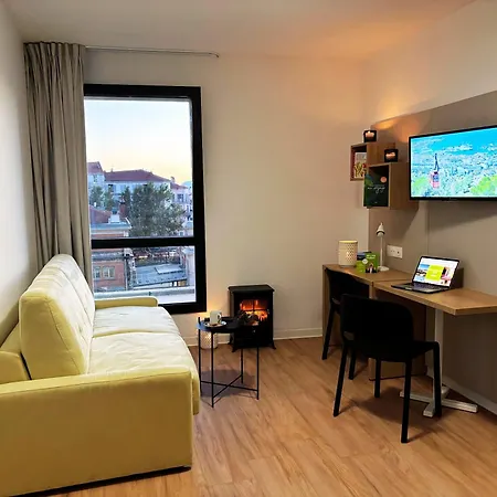 Privilodges Centre Gare Апарт-отель 3*