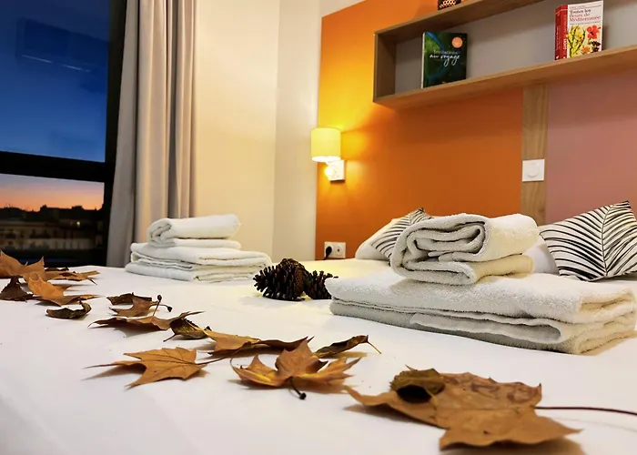 Privilodges Centre Gare Apartahotel Tolón